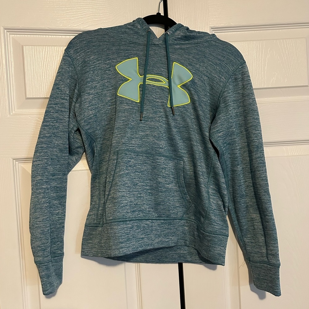 Underarmour hoodie. Got as gift. Worn once.